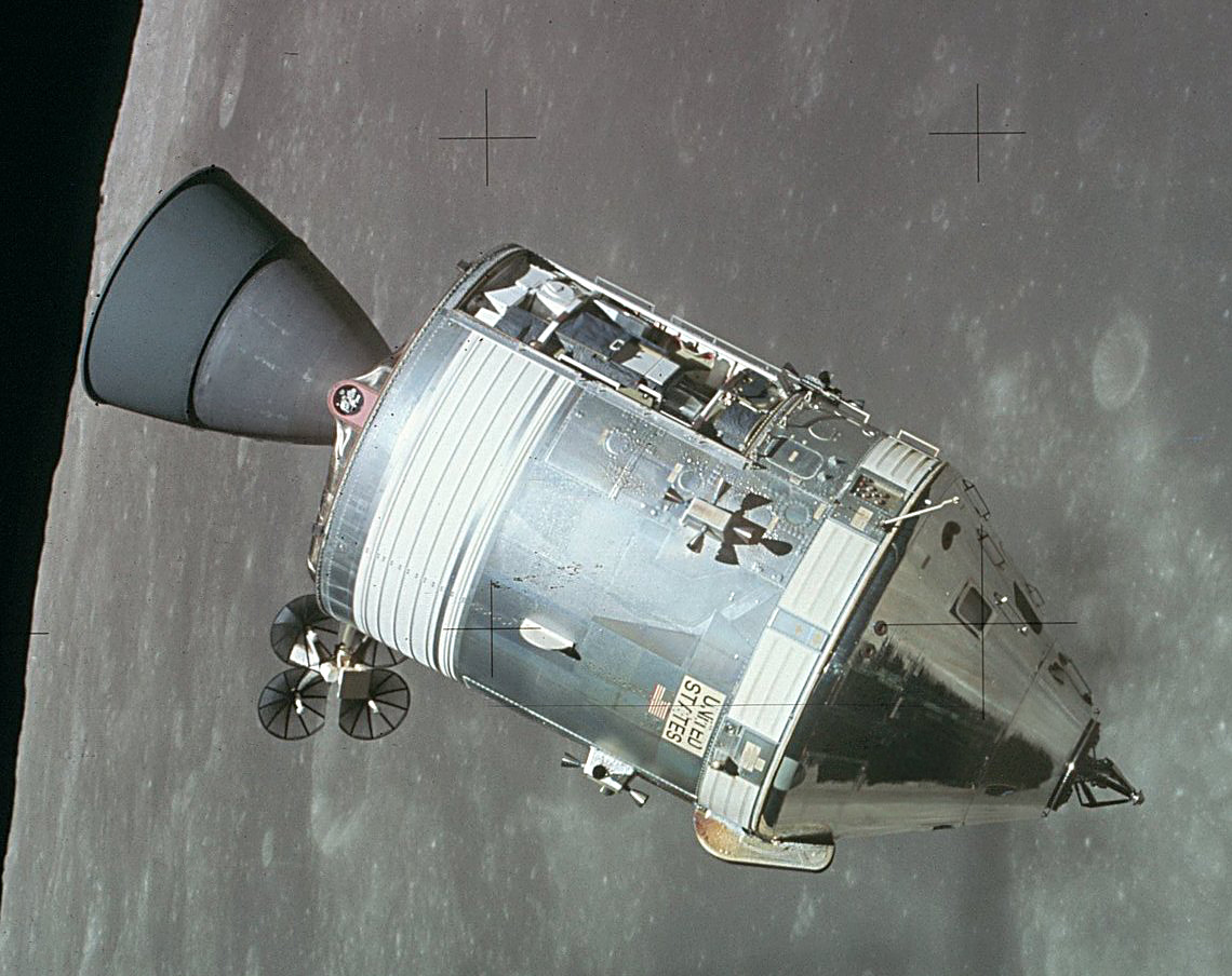 CSM d'Apollo 15 en orbite lunnaire